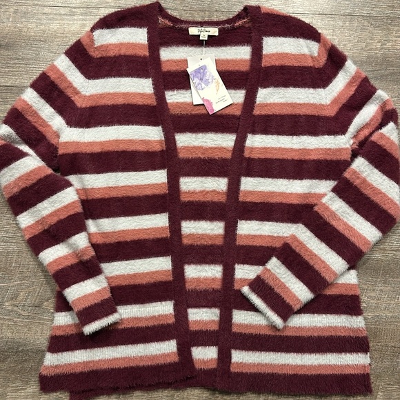 Peyton Primrose Sweaters - Peyton Primrose pink and white striped cardigan size medium
